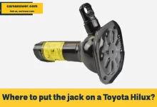 Where to put the jack on a Toyota Hilux?